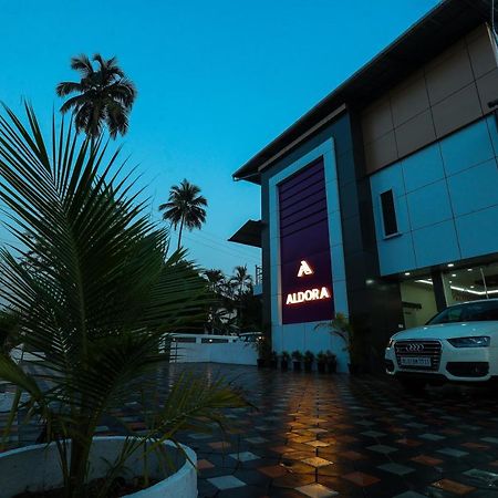 Hotel Aldora Airport Residency Nedumbassery Exterior foto