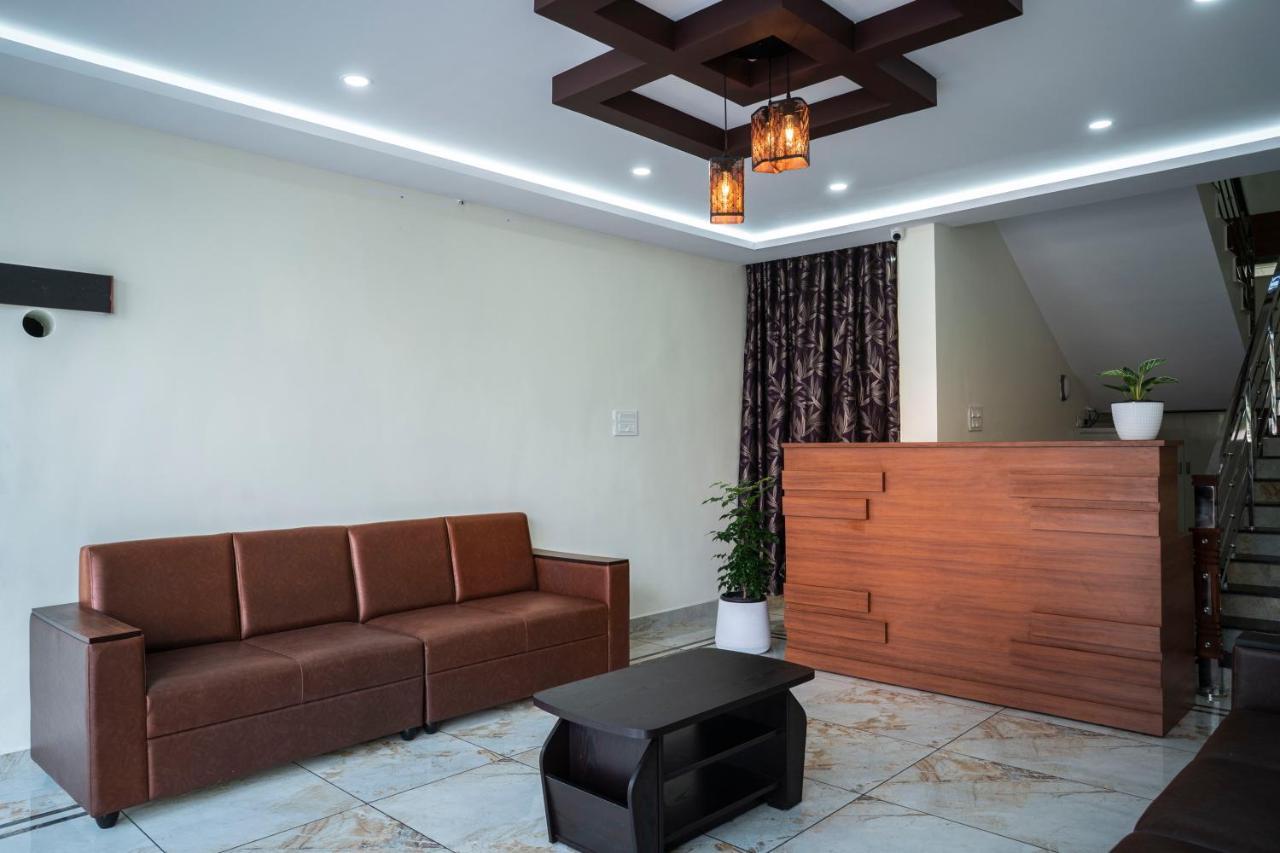 Hotel Aldora Airport Residency Nedumbassery Exterior foto