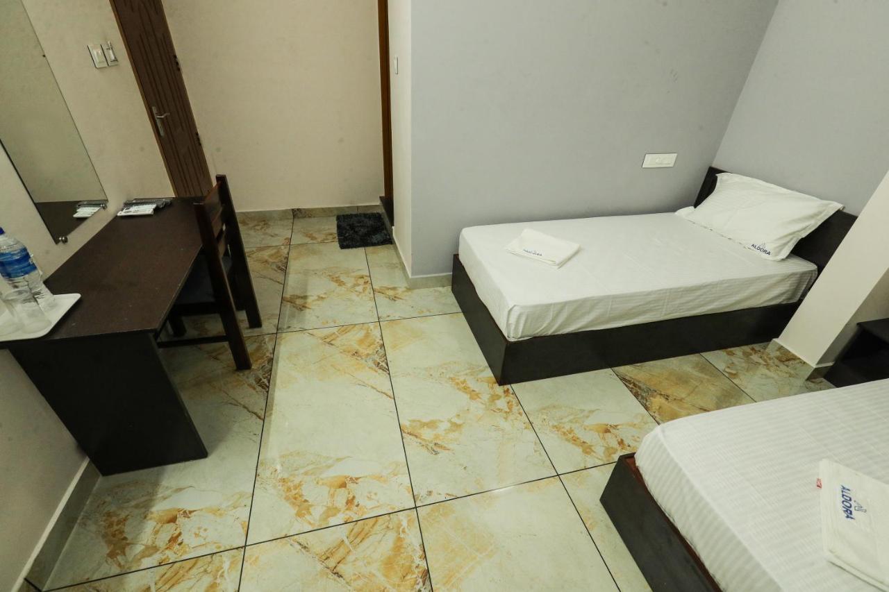 Hotel Aldora Airport Residency Nedumbassery Exterior foto