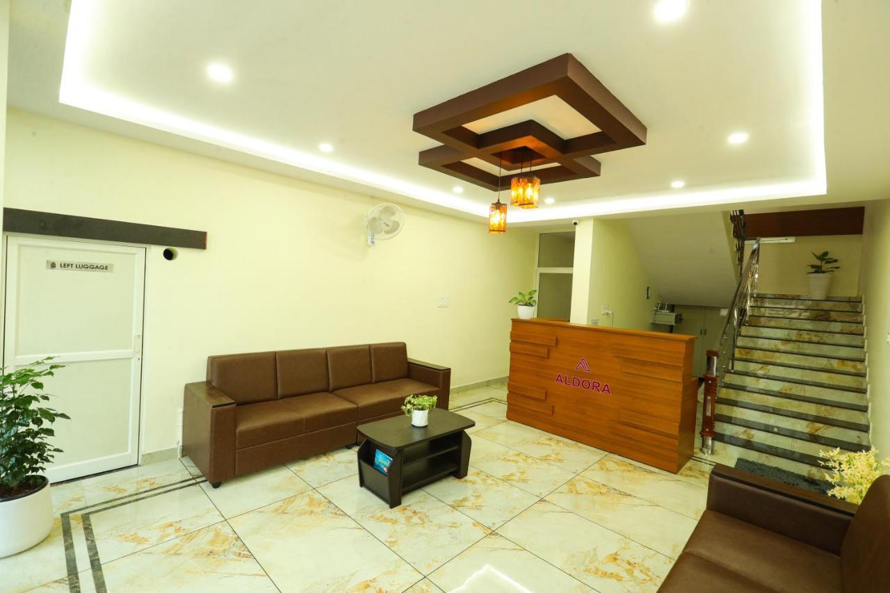Hotel Aldora Airport Residency Nedumbassery Exterior foto