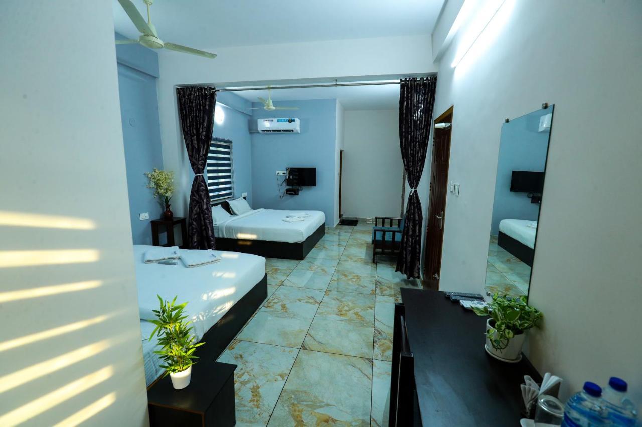 Hotel Aldora Airport Residency Nedumbassery Exterior foto